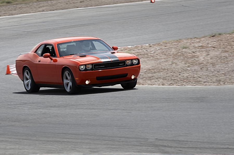  Dodge Challenger SRT8 2008 года  (фото 141 из 356)